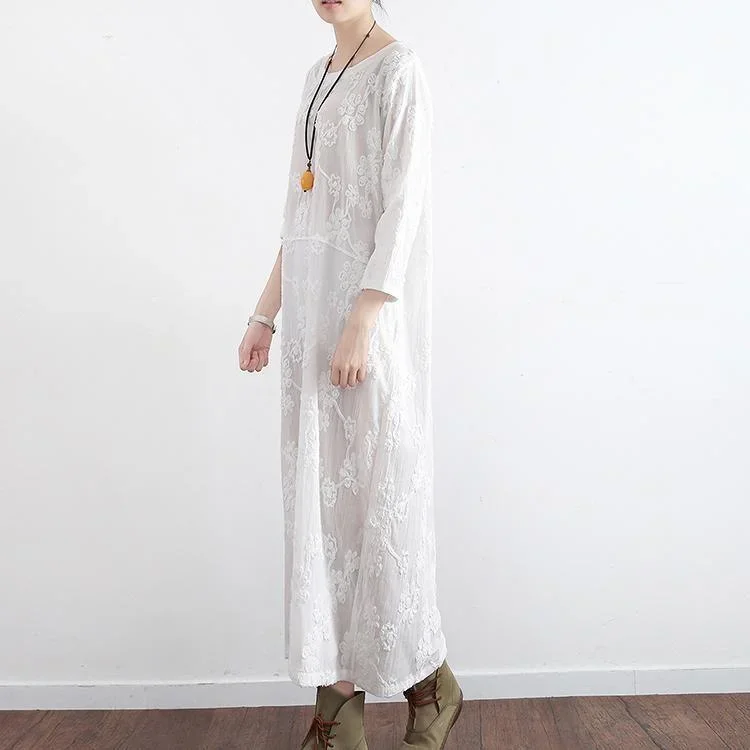 new-white-embroidery-cotton-dresses-plus-size-loose-sundress-vintage-long-sleeve-maxi-dress