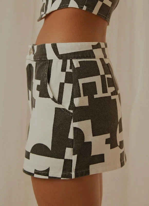 new-york-times-mini-skirt-black-and-white-geo