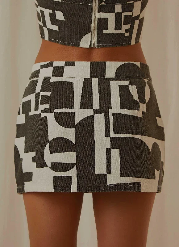 new-york-times-mini-skirt-black-and-white-geo