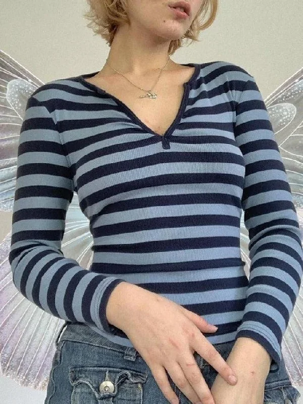 striped-v-neck-long-sleeve-tee