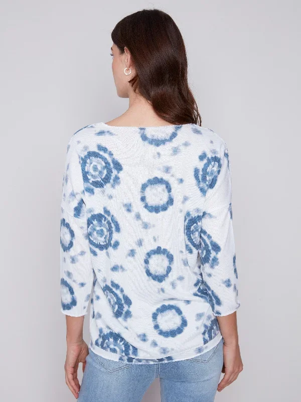 tie-dye-v-neck-knit-top-indigo-indigo-c1264o-006b-p007